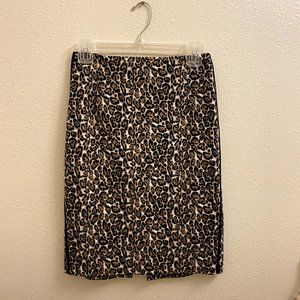 White House Black Market Cheetah Pencil Skirt Size 0P